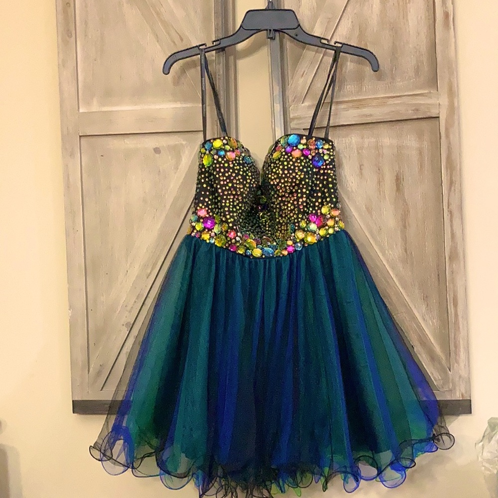 TONY BOWLS  LADIES DRESS